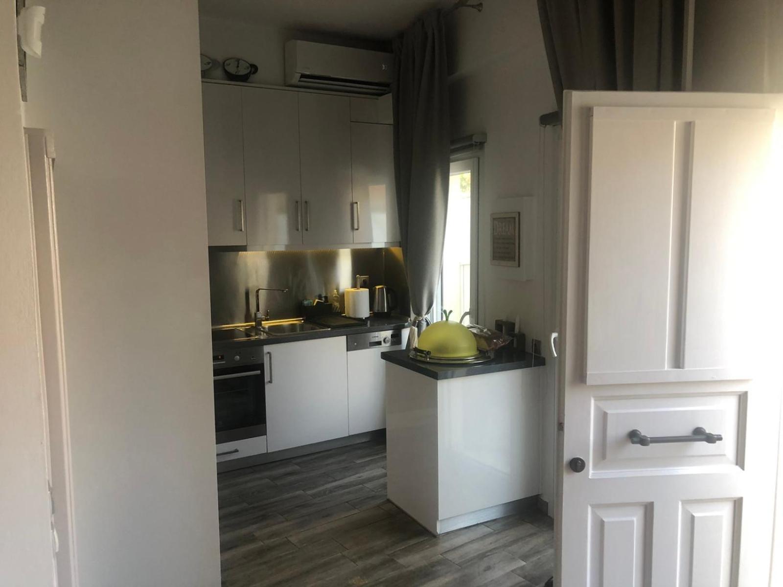 Anemomilos Jacuzzi Suite Corfu  Экстерьер фото