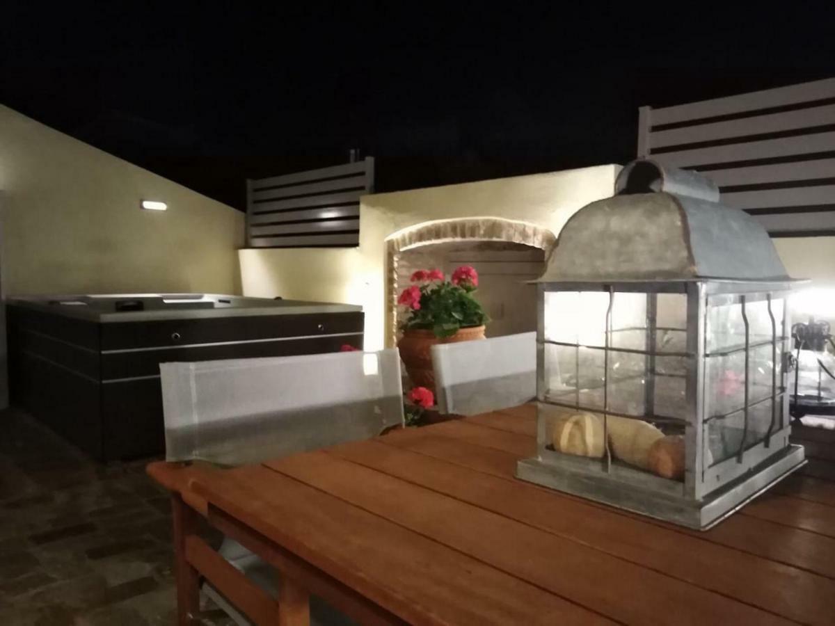 Anemomilos Jacuzzi Suite Corfu  Экстерьер фото